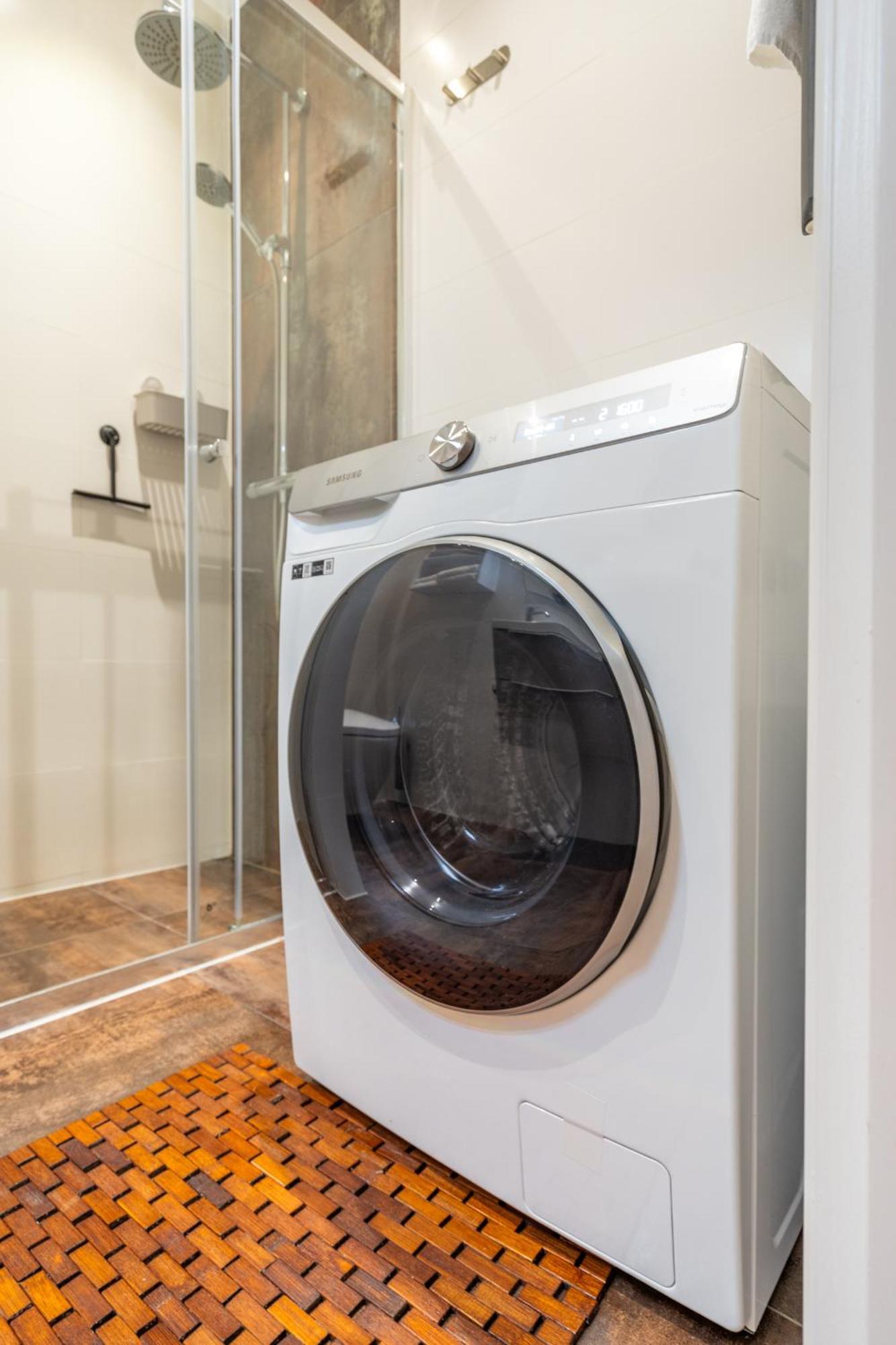Stylish Studio In The Heart Of Breda City Center ภายนอก รูปภาพ