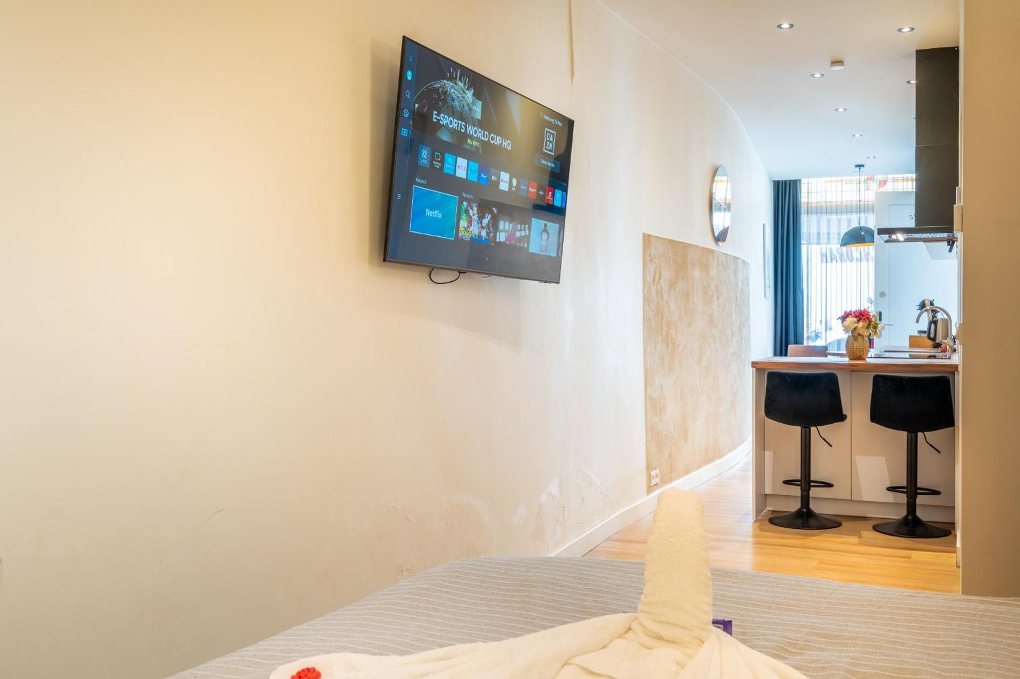 Stylish Studio In The Heart Of Breda City Center ภายนอก รูปภาพ
