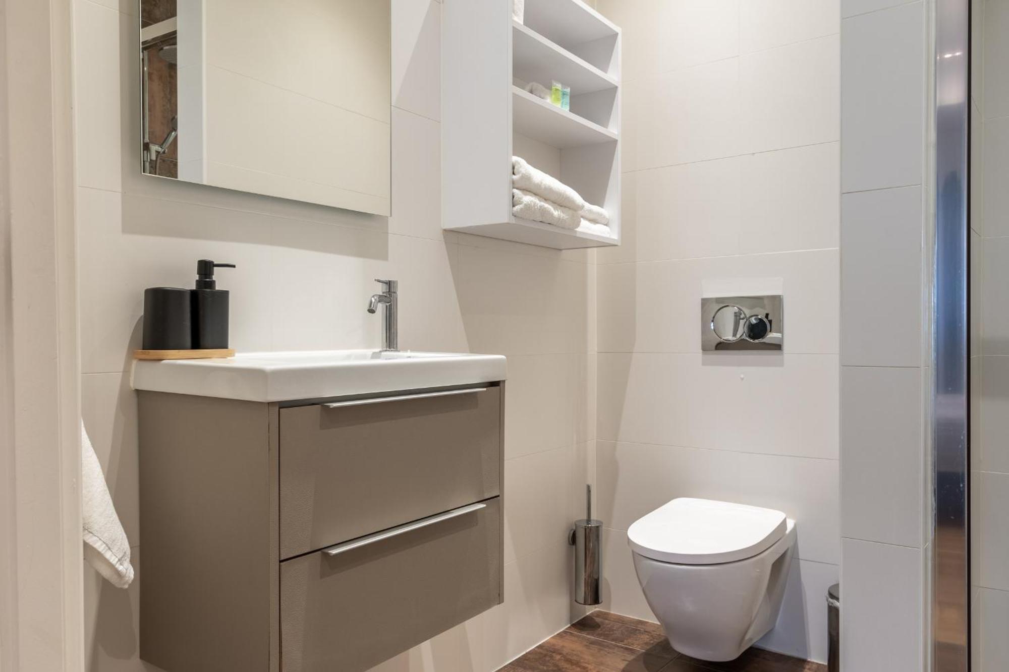 Stylish Studio In The Heart Of Breda City Center ภายนอก รูปภาพ