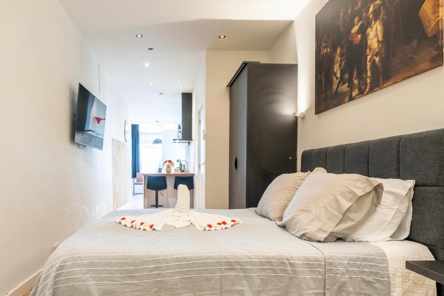 Stylish Studio In The Heart Of Breda City Center ภายนอก รูปภาพ
